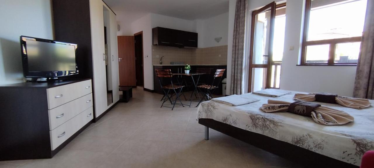 Pearl Apartments סוזופול מראה חיצוני תמונה